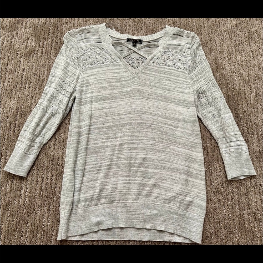 Women’s medium blouse